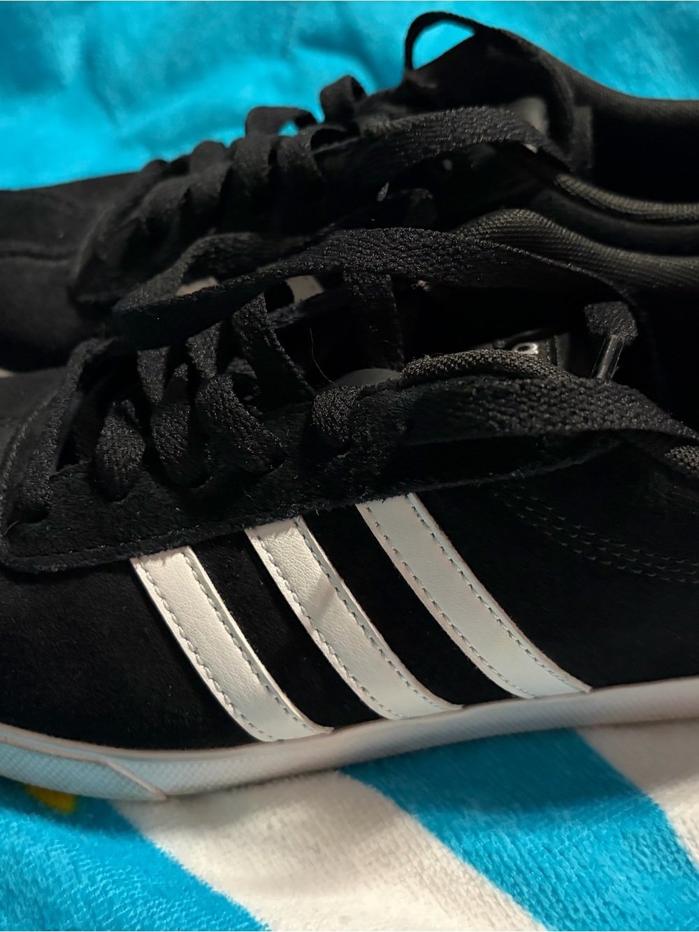 adidas Black Sneaker with White Three-Stripes Casual Low Top